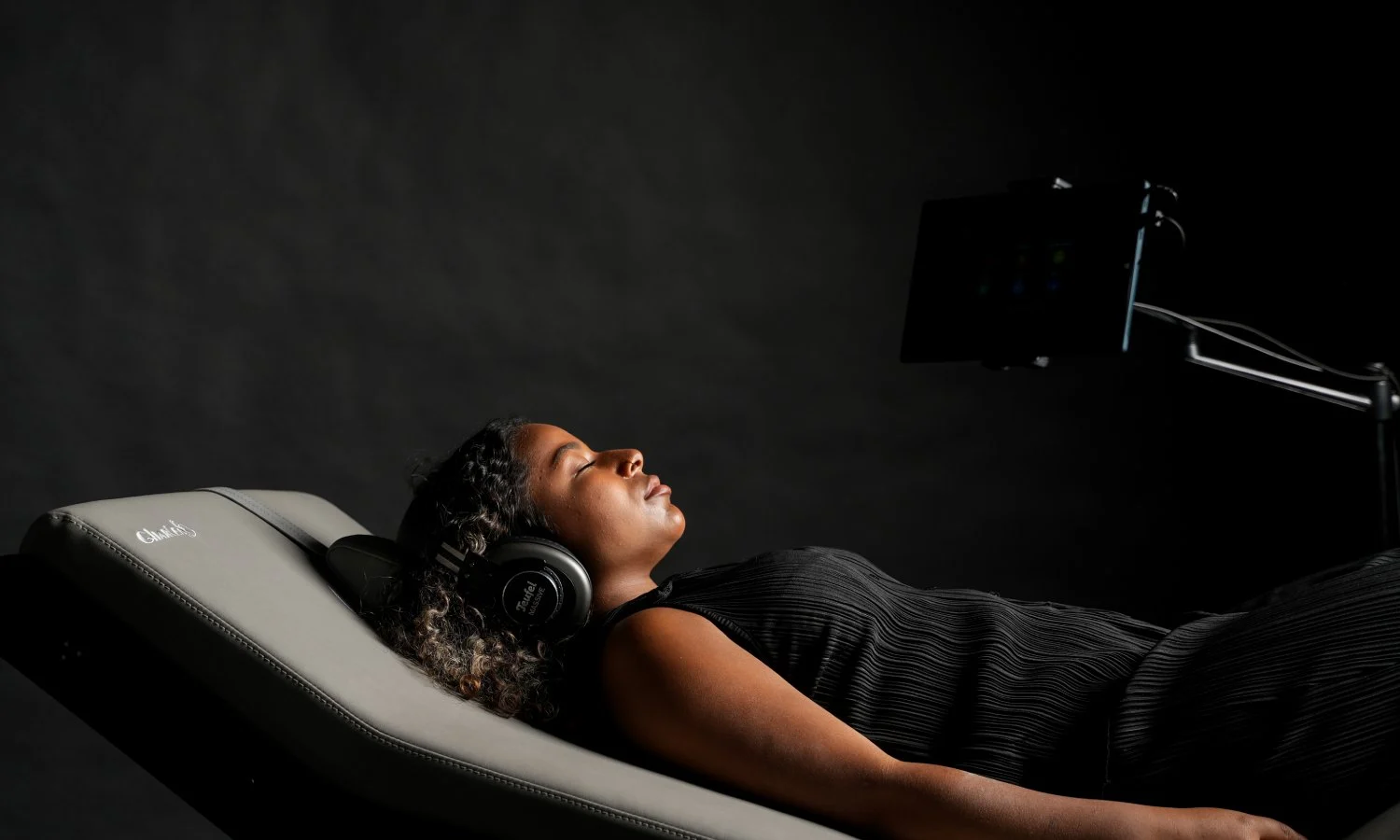 Vibro-Acoustic Sound Bed